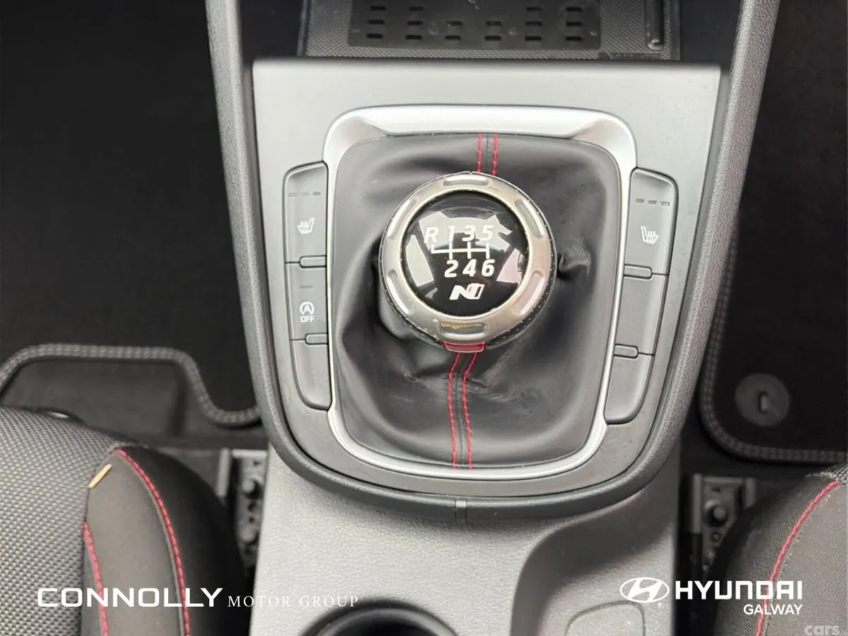 Hyundai KONA MPV, Petrol, 2022, Black