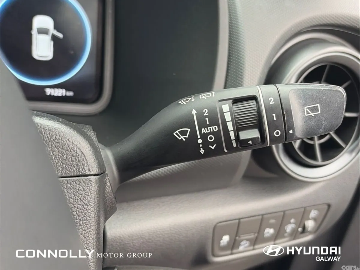 Hyundai KONA MPV, Petrol, 2022, Black