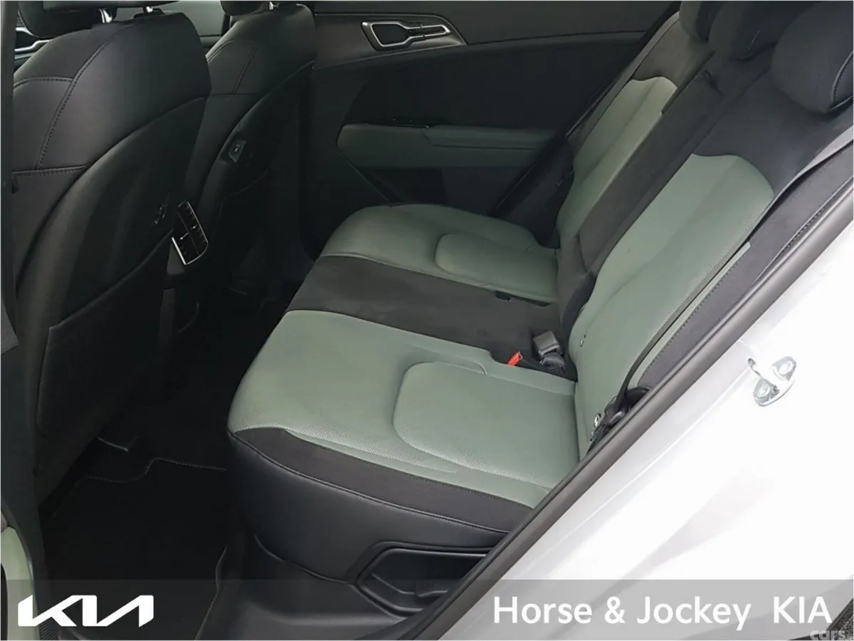 Kia Sportage SUV, Petrol Hybrid, 2025, Grey
