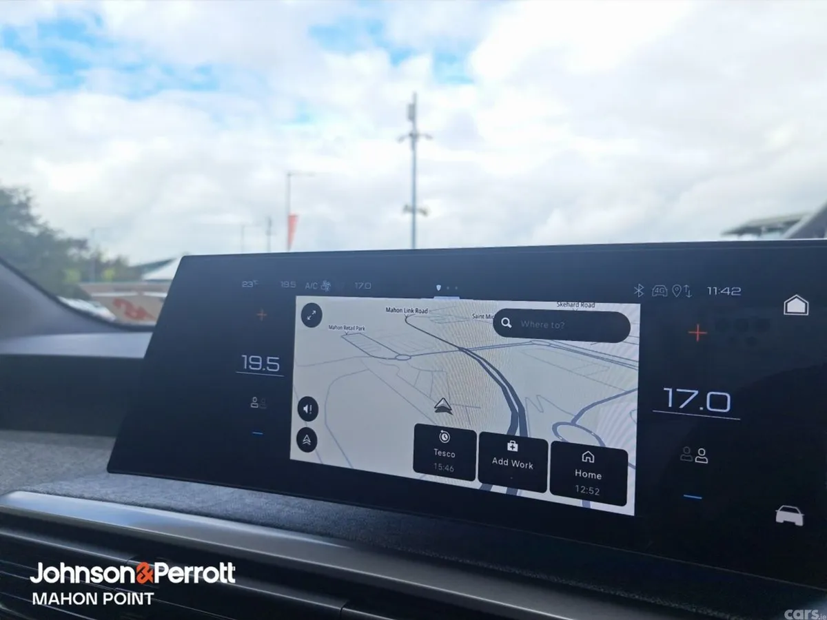 Peugeot 5008 MPV, Petrol, 2026, Black