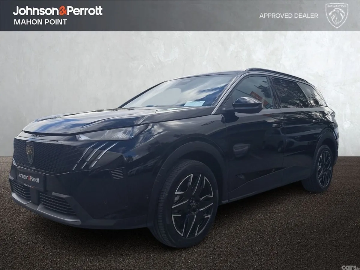 Peugeot 5008 MPV, Petrol, 2026, Black