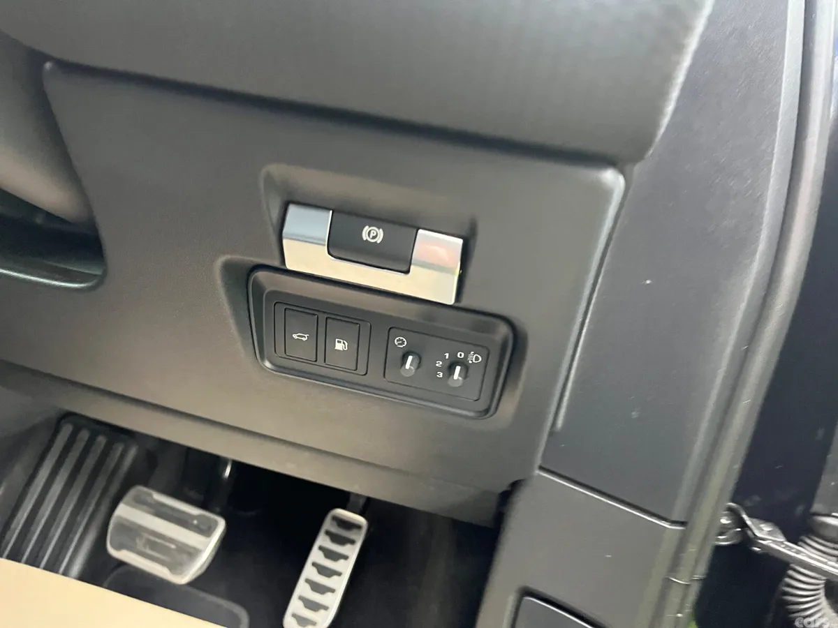 Land Rover Range Rover Evoque SUV, Petrol Plug-in Hybrid, 2022, Black