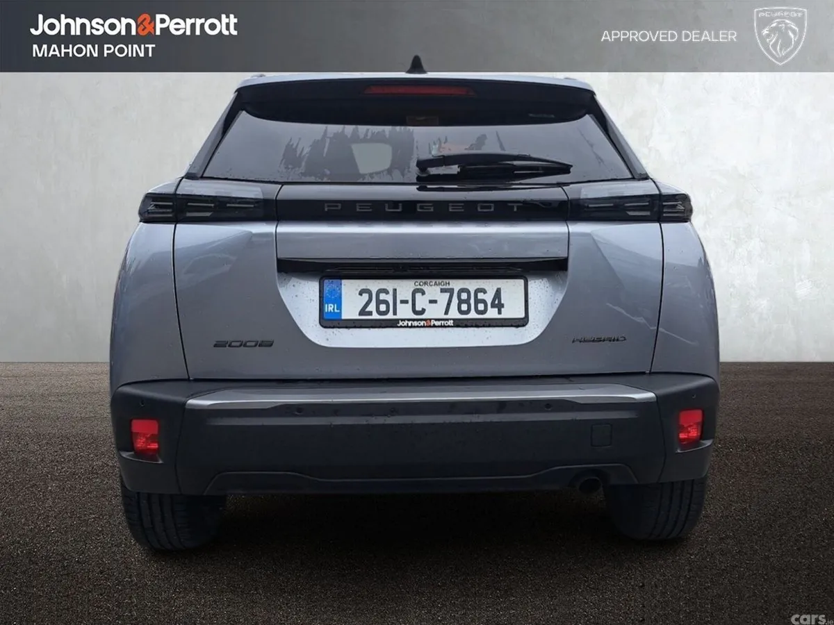 Peugeot 2008 MPV, Petrol Hybrid, 2026, Grey