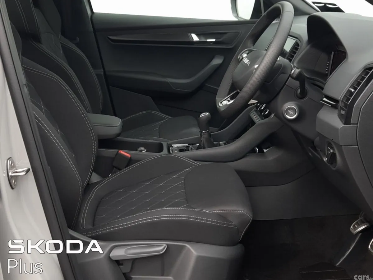 Skoda Karoq SUV, Diesel, 2026, Grey