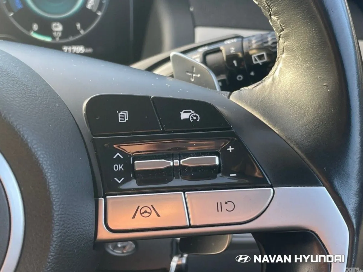 Hyundai Tucson SUV, Petrol Hybrid, 2022, Red