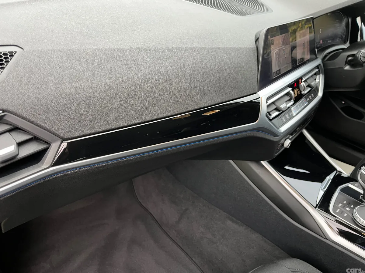 BMW 3-Series Saloon, Petrol Hybrid, 2022, Grey