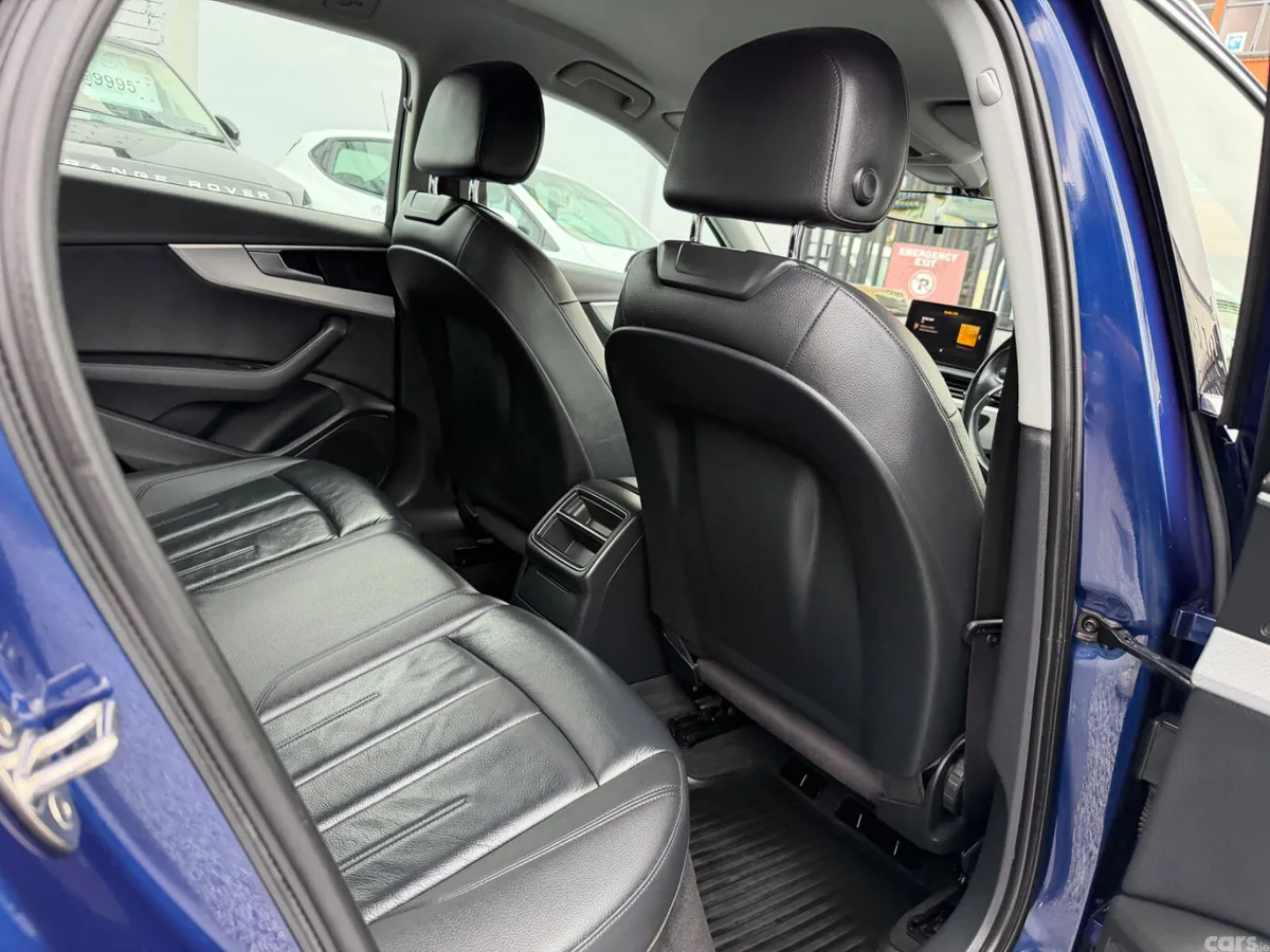 Audi A4 Estate, Diesel, 2016, Blue
