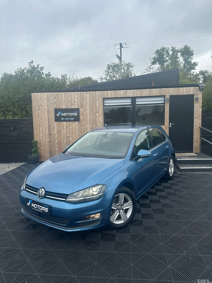 Volkswagen Golf Hatchback, Petrol, 2015, Blue