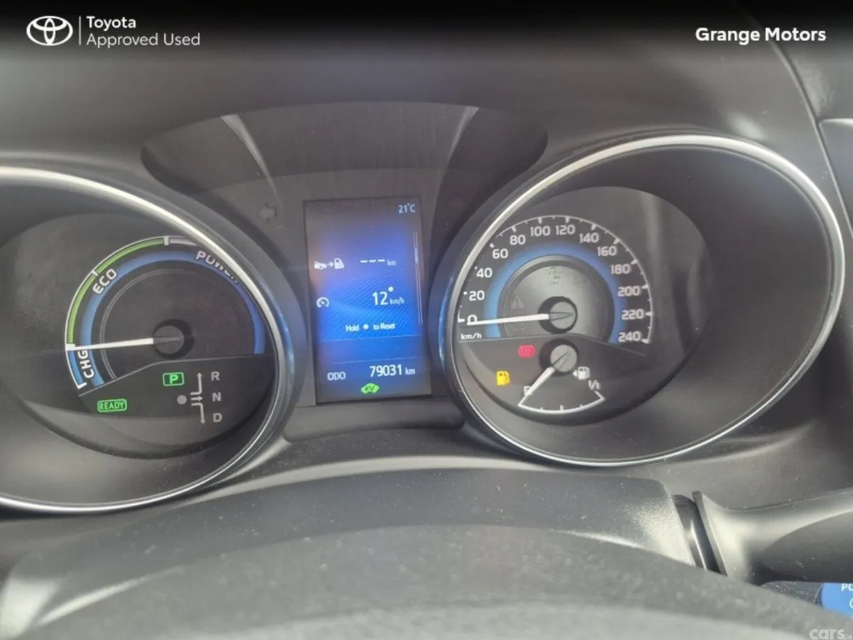 Toyota Auris MPV, Petrol Hybrid, 2018, Grey