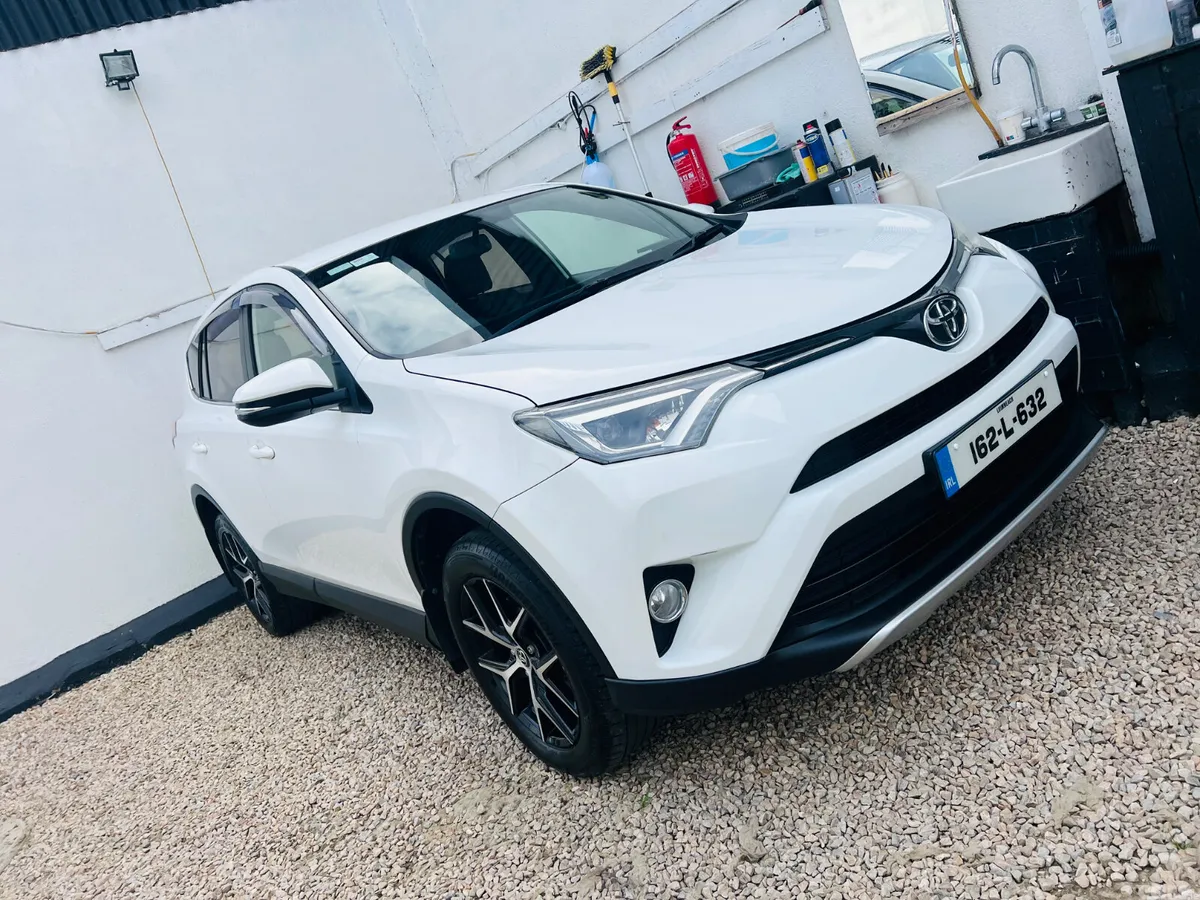 Toyota RAV4 SUV, Diesel, 2016, White