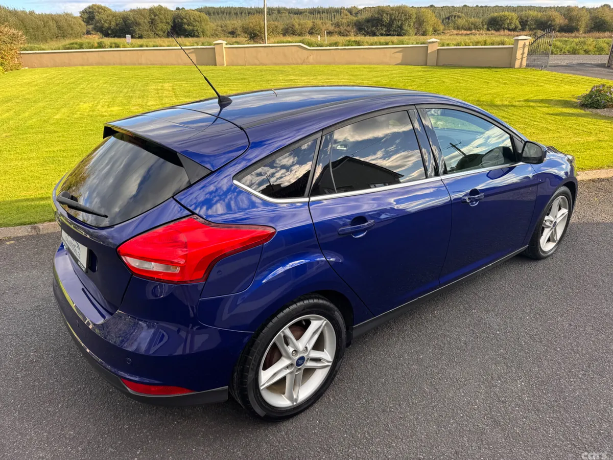 Ford Focus Hatchback, Diesel, 2017, Blue
