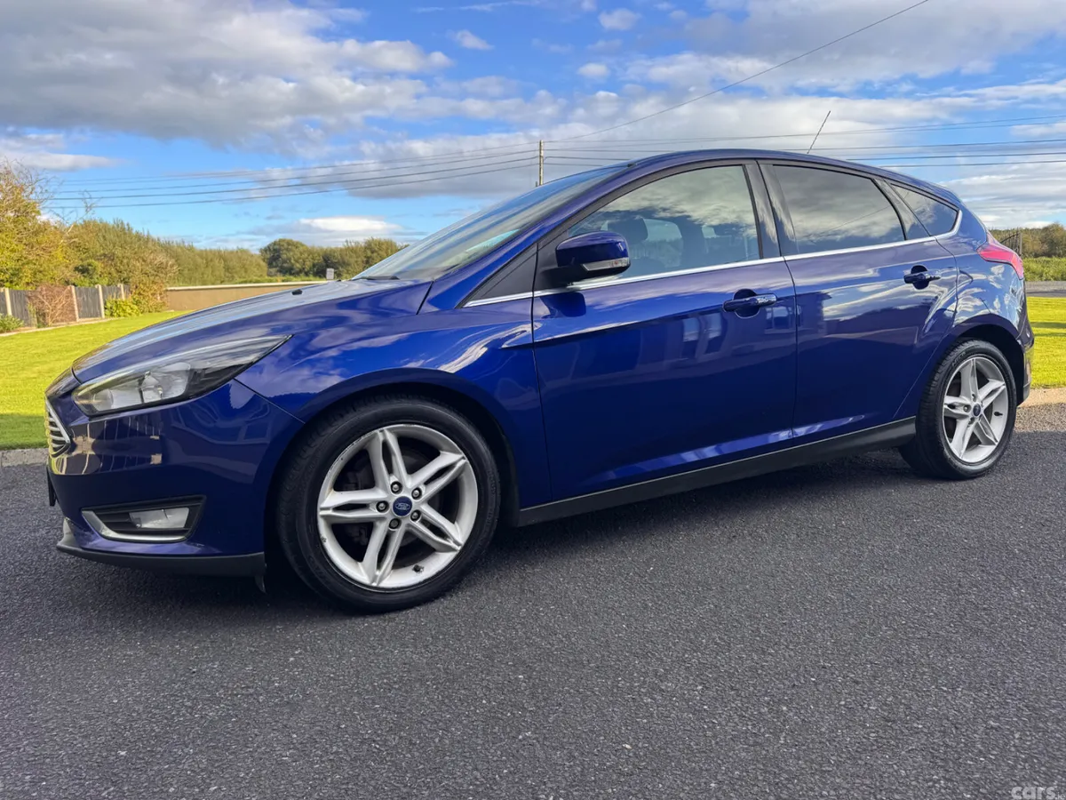 Ford Focus Hatchback, Diesel, 2017, Blue