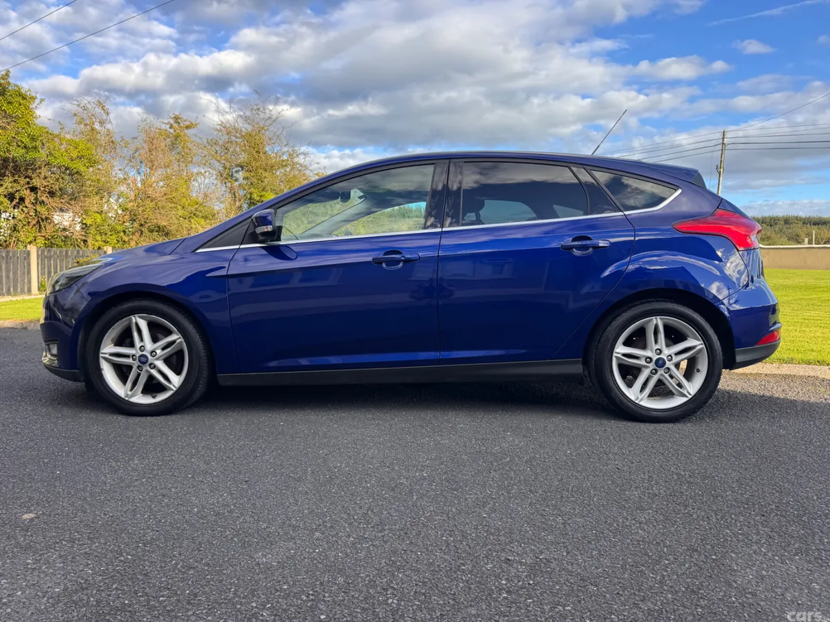 Ford Focus Hatchback, Diesel, 2017, Blue