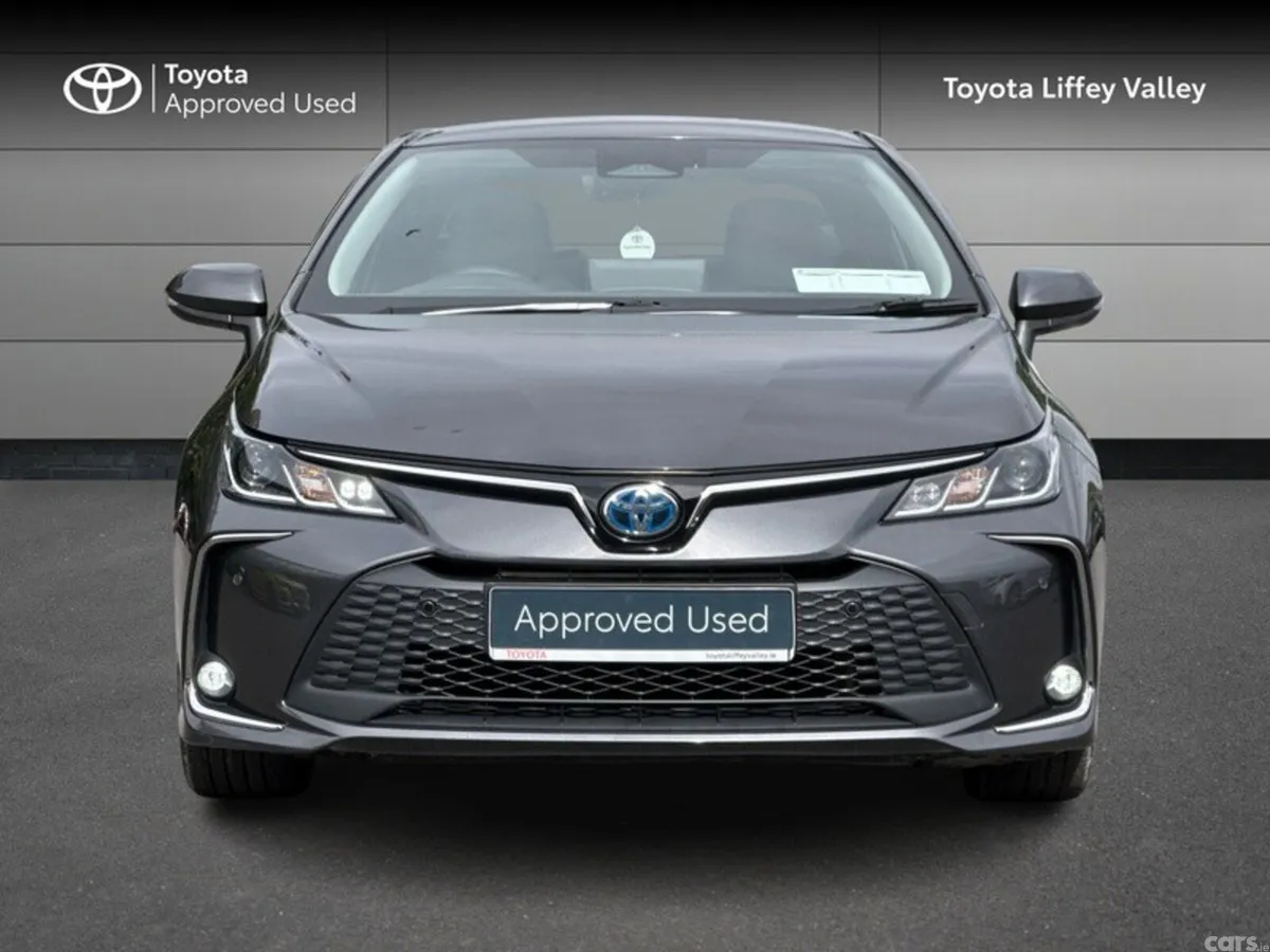 Toyota Corolla Saloon, Petrol Hybrid, 2024, Grey