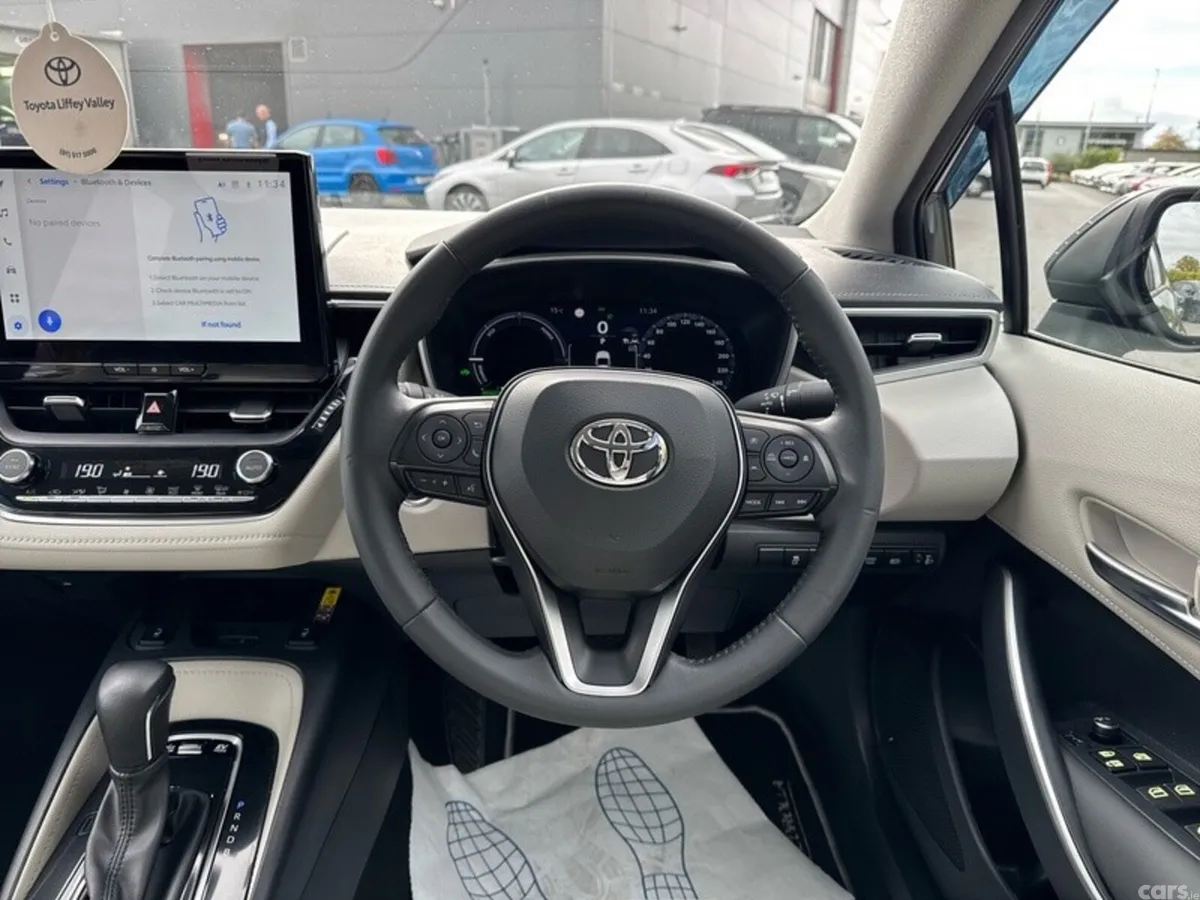 Toyota Corolla Saloon, Petrol Hybrid, 2024, Grey