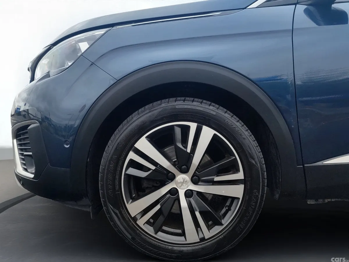Peugeot 5008 MPV, Diesel, 2019, Blue