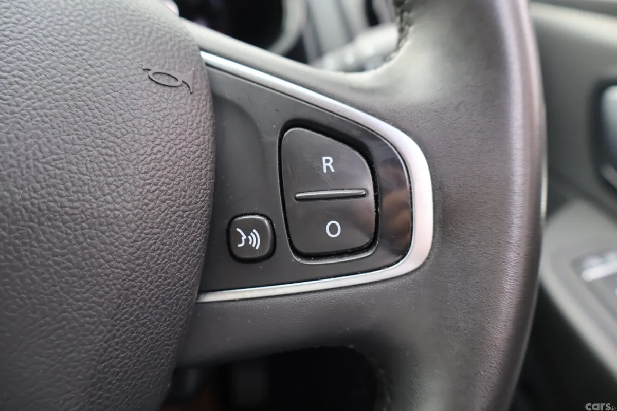 Renault Clio Hatchback, Petrol, 2018, Black