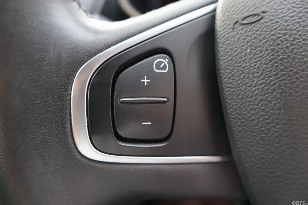Renault Clio Hatchback, Petrol, 2018, Black
