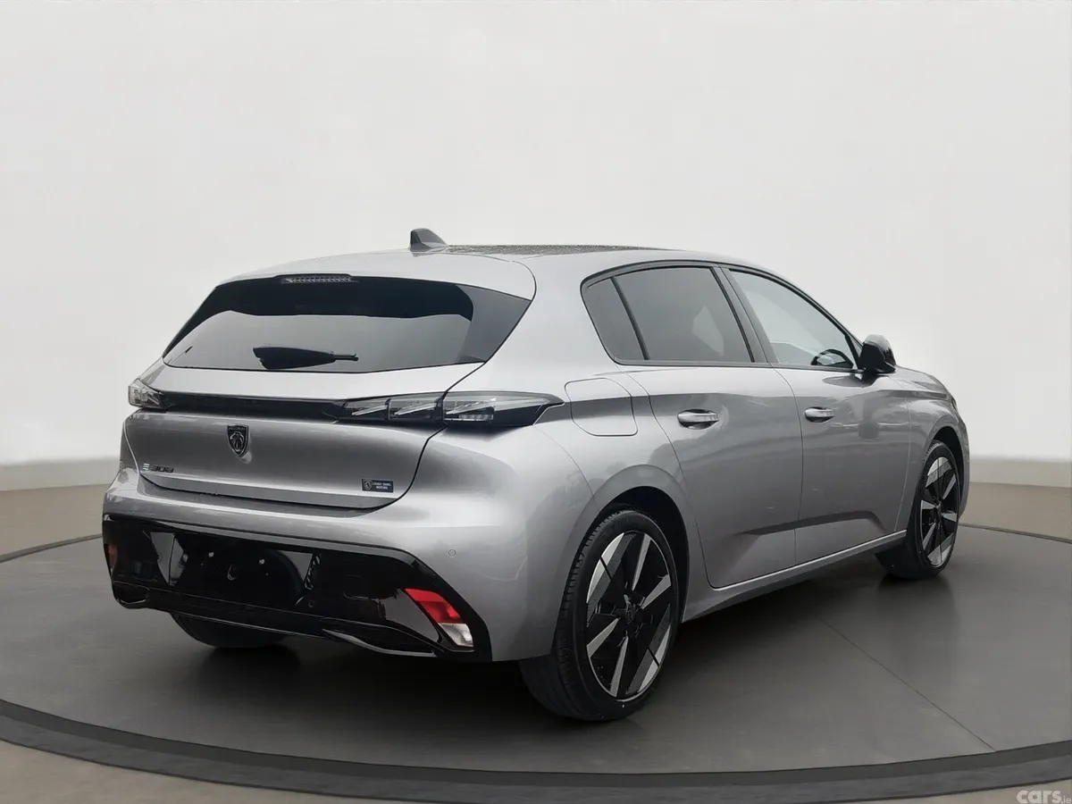 Peugeot 308 Hatchback, Electric, 2026, Silver