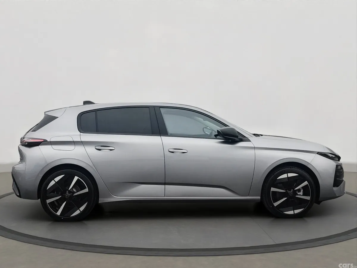 Peugeot 308 Hatchback, Electric, 2026, Silver