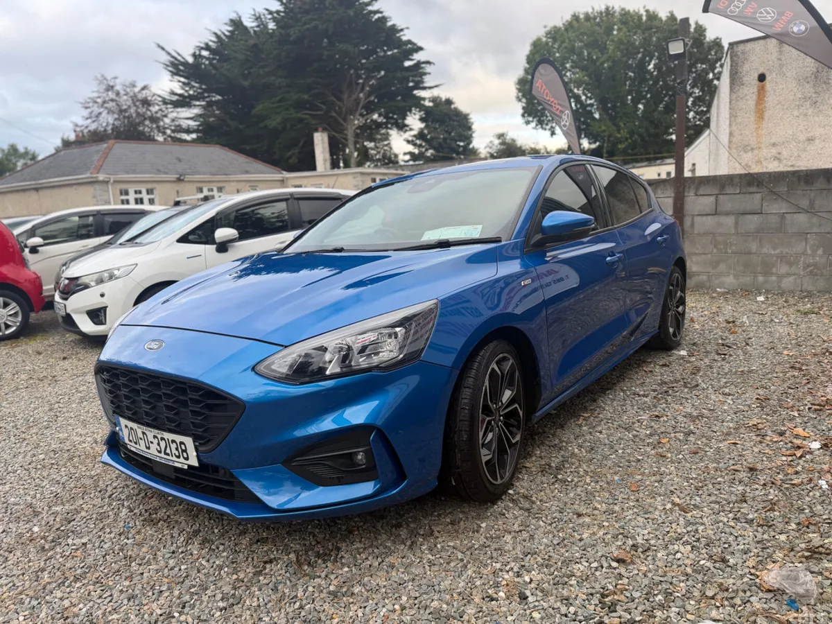 Ford Focus Hatchback, Diesel, 2020, Blue