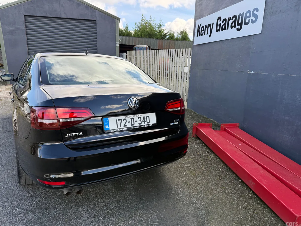 Volkswagen Jetta Saloon, Diesel, 2017, Black