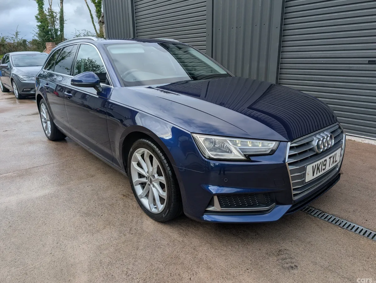 Audi A4 Estate, Diesel, 2019, Blue