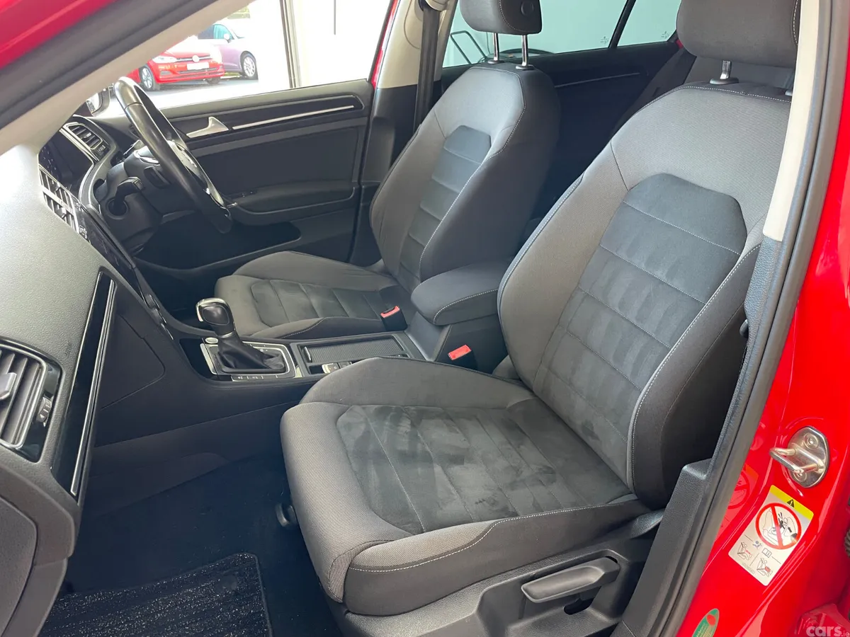 Volkswagen Golf Hatchback, Petrol, 2018, Red