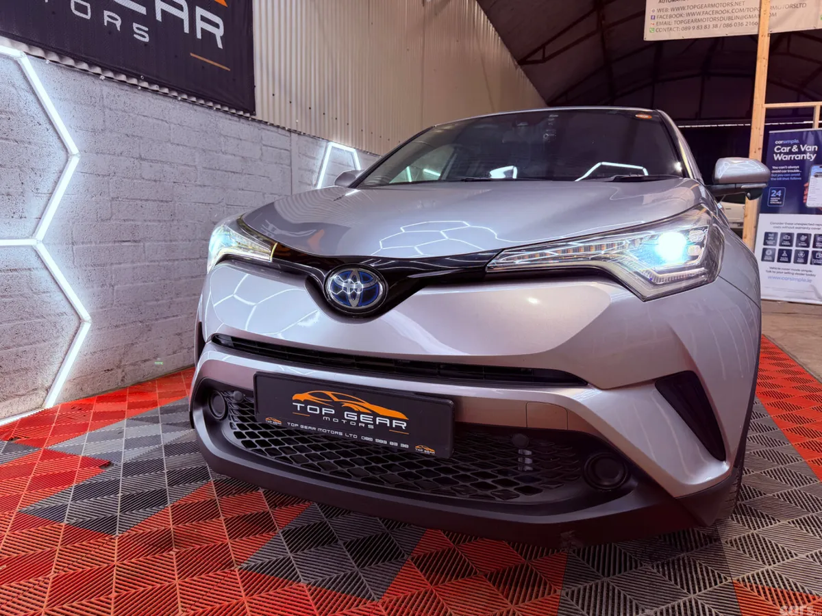 Toyota C-HR SUV, Petrol Hybrid, 2018, Grey