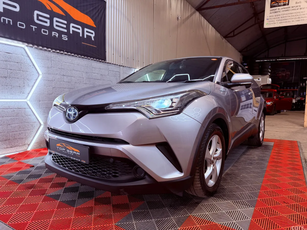 Toyota C-HR SUV, Petrol Hybrid, 2018, Grey
