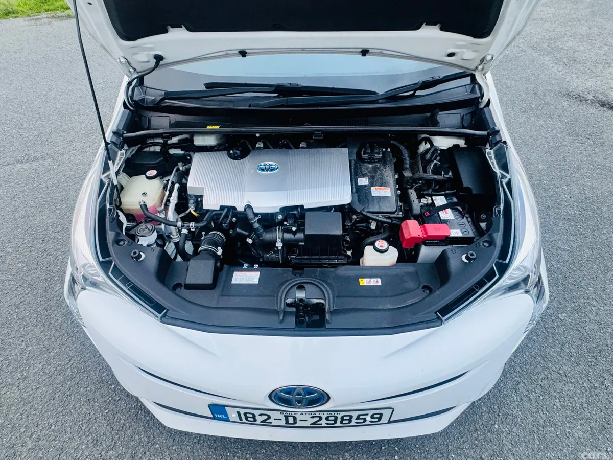 Toyota Prius Hatchback, Petrol Hybrid, 2018, Grey