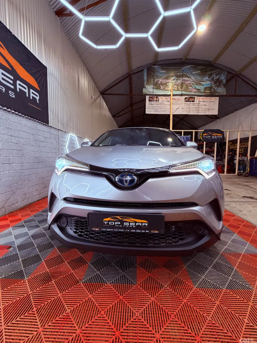Toyota C-HR SUV, Petrol Hybrid, 2018, Grey