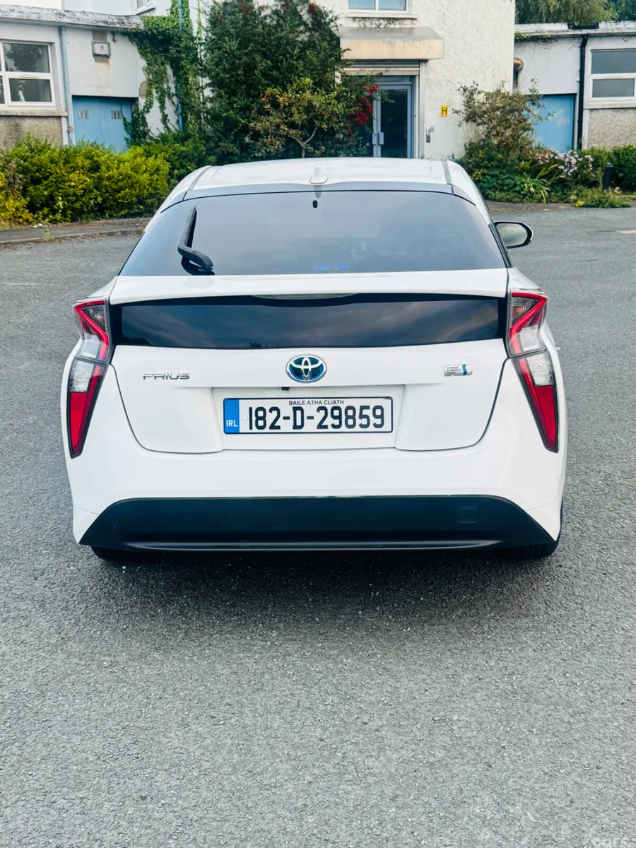 Toyota Prius Hatchback, Petrol Hybrid, 2018, Grey