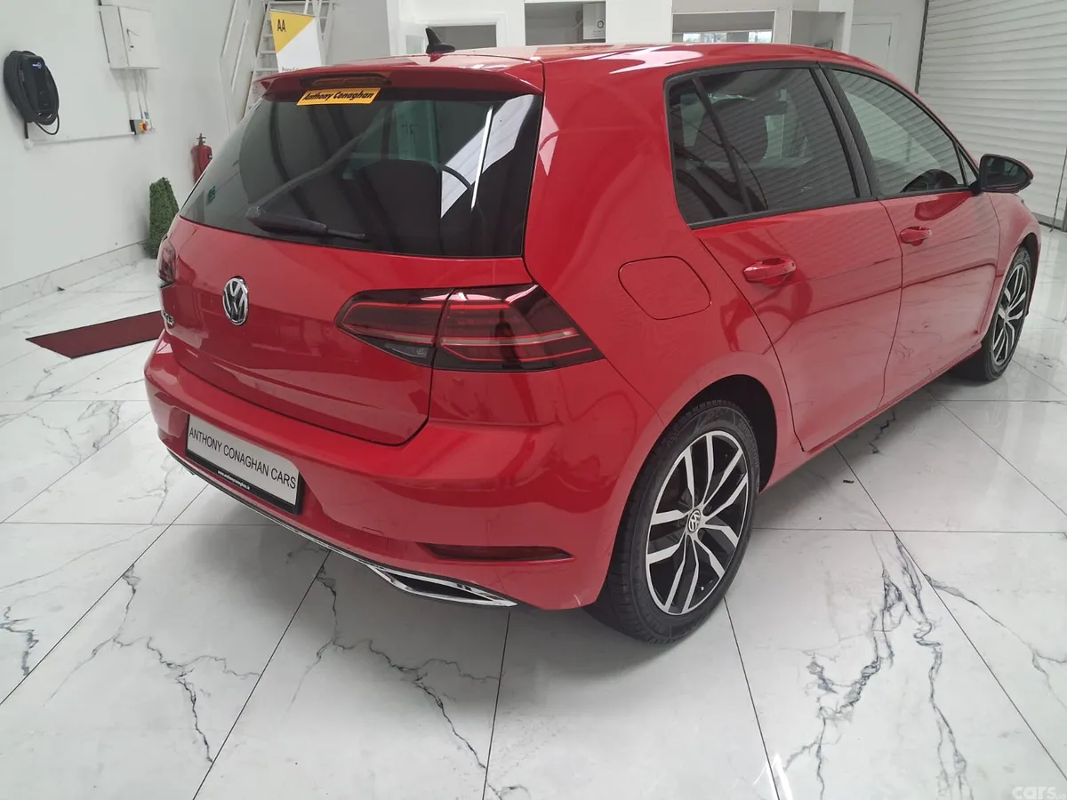 Volkswagen Golf Hatchback, Petrol, 2019, Red