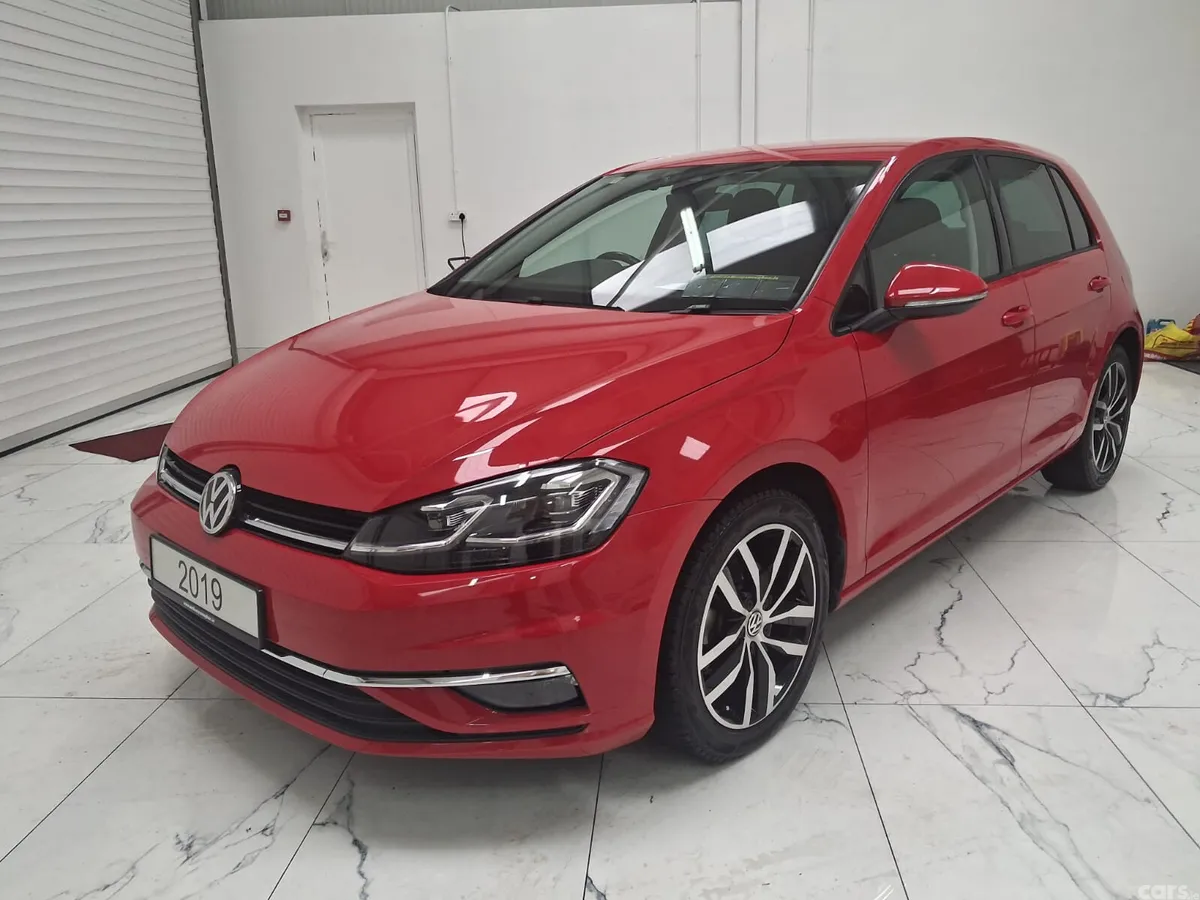 Volkswagen Golf Hatchback, Petrol, 2019, Red