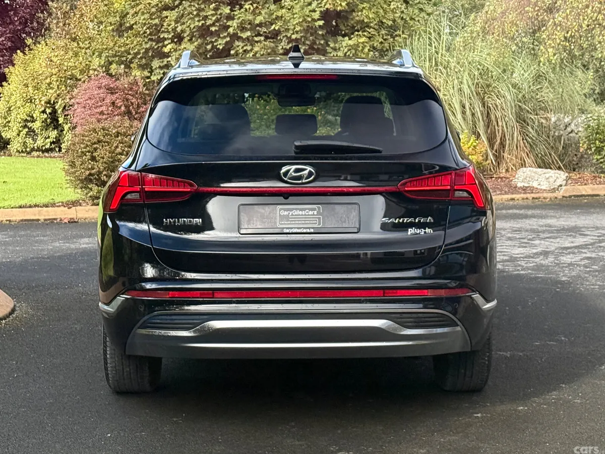 Hyundai Santa Fe SUV, Petrol Plug-in Hybrid, 2023, Black