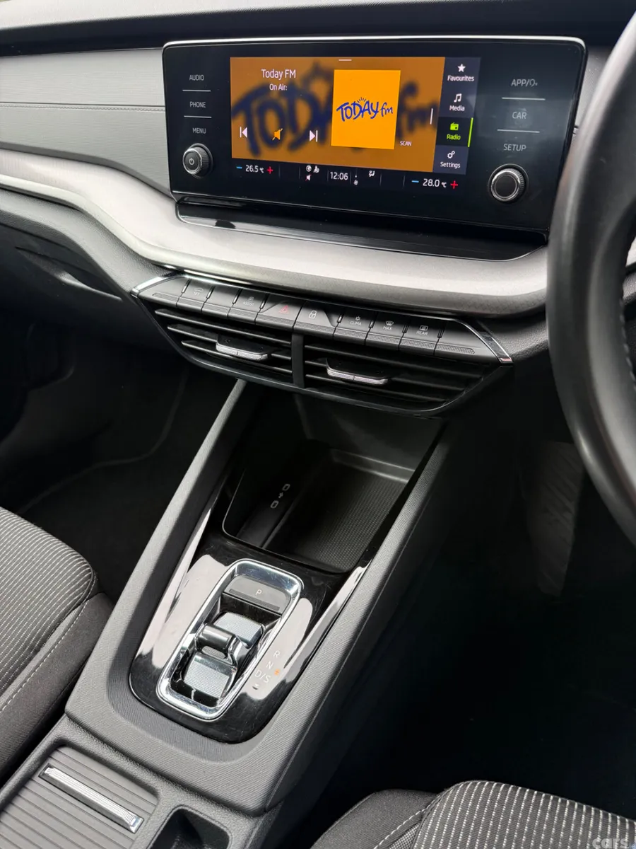 Skoda Octavia Saloon, Diesel, 2023, Black