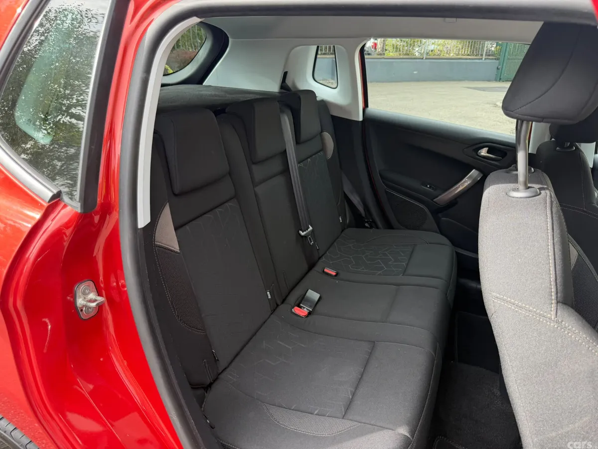 Peugeot 2008 SUV, Diesel, 2015, Red