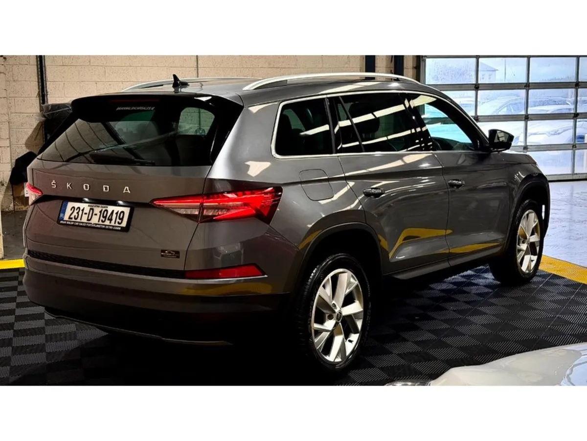 Skoda Kodiaq Estate, Diesel, 2023, Grey