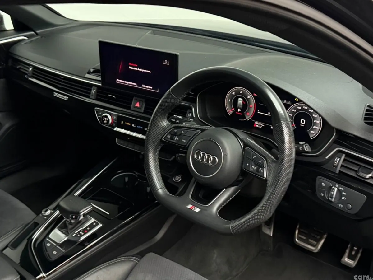 Audi A4 Estate, Diesel, 2022, Grey