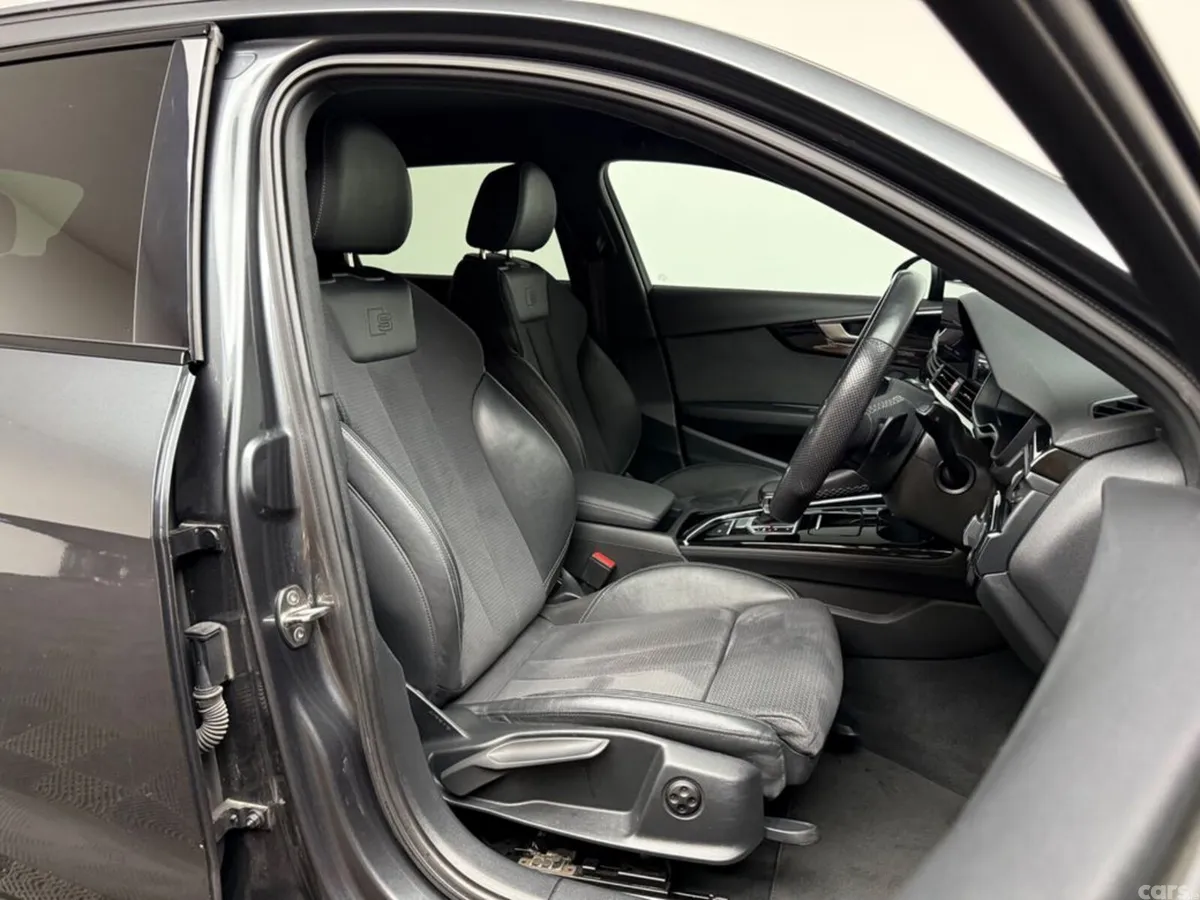 Audi A4 Estate, Diesel, 2022, Grey