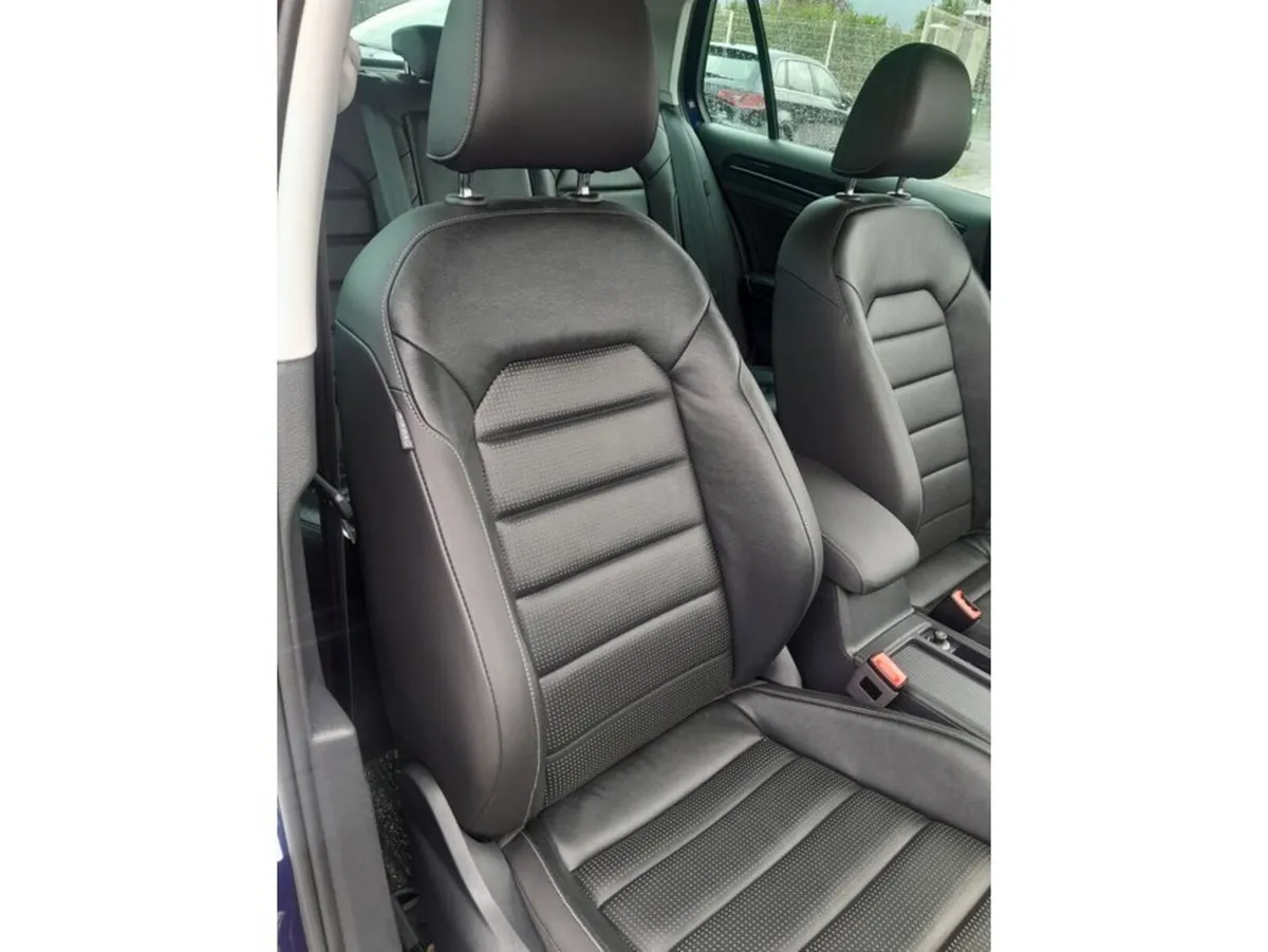 Volkswagen Golf Hatchback, Diesel, 2019, Blue