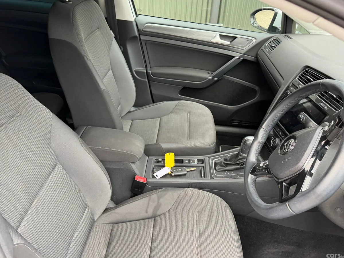 Volkswagen Golf Hatchback, Petrol, 2018, White