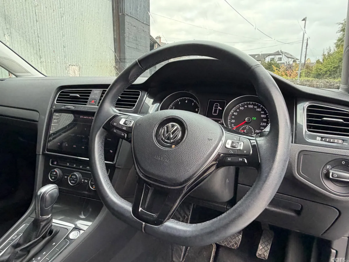 Volkswagen Golf Hatchback, Petrol, 2018, White