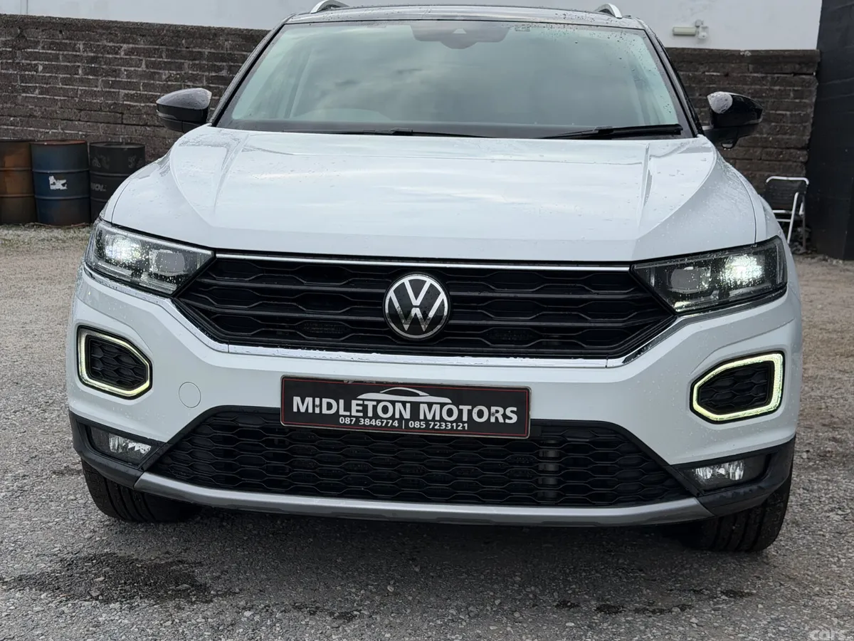 Volkswagen T-Roc MPV, Diesel, 2021, White