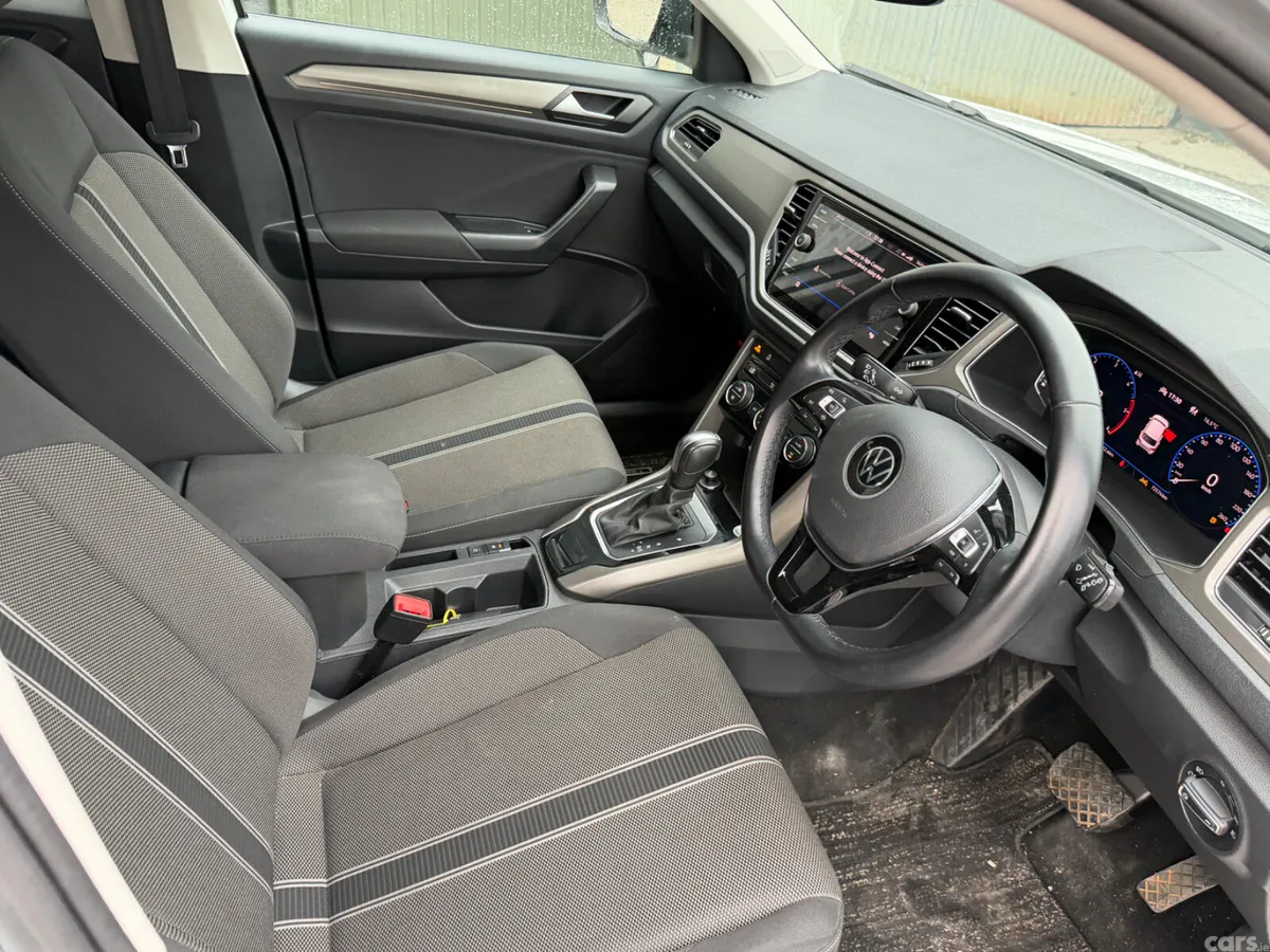 Volkswagen T-Roc MPV, Diesel, 2021, White