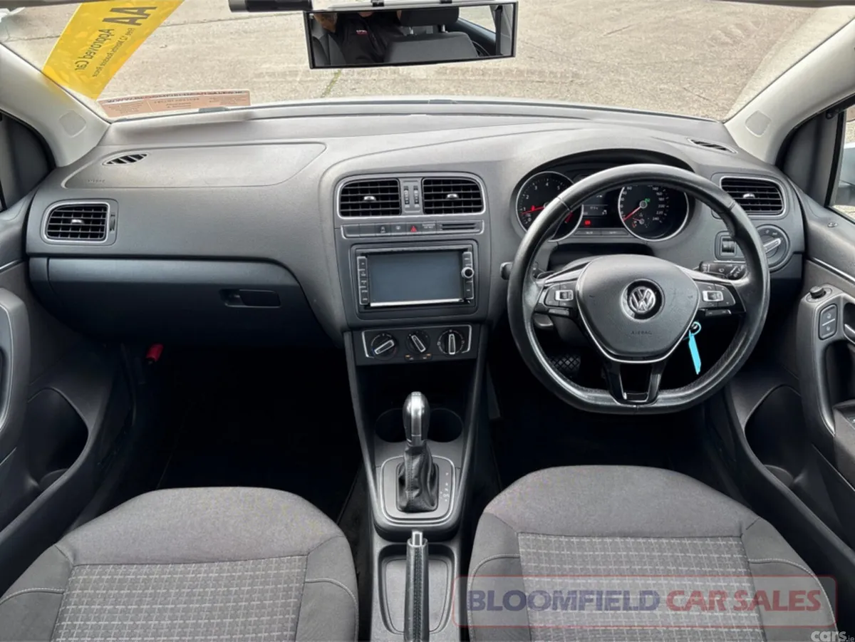 Volkswagen Polo Hatchback, Petrol, 2015, Silver