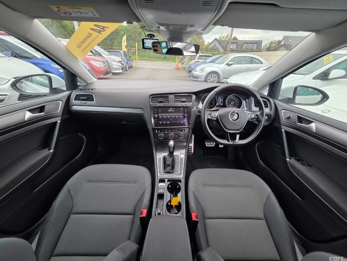 Volkswagen Golf Estate, Diesel, 2019, White