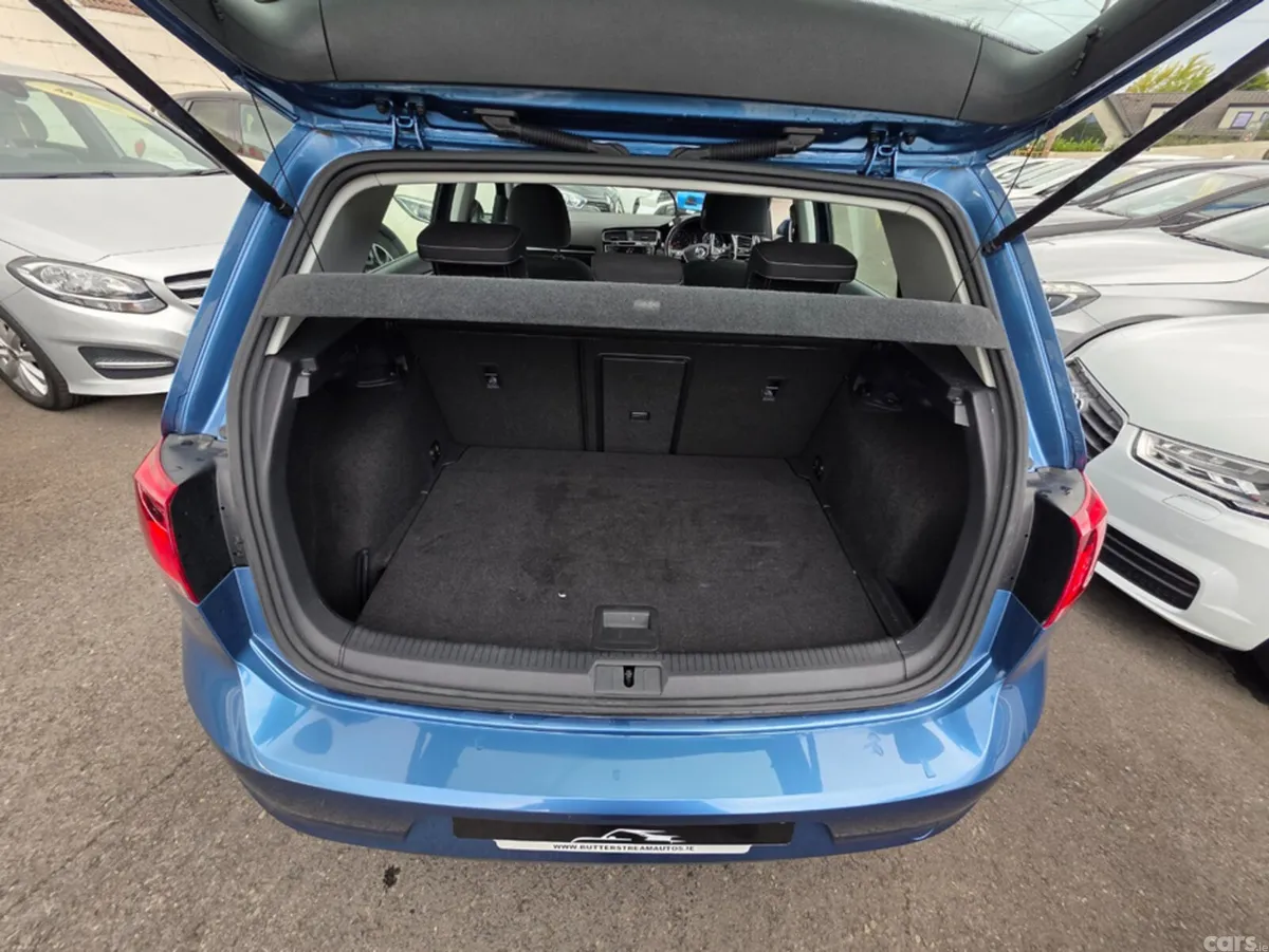 Volkswagen Golf Hatchback, Petrol, 2014, Blue