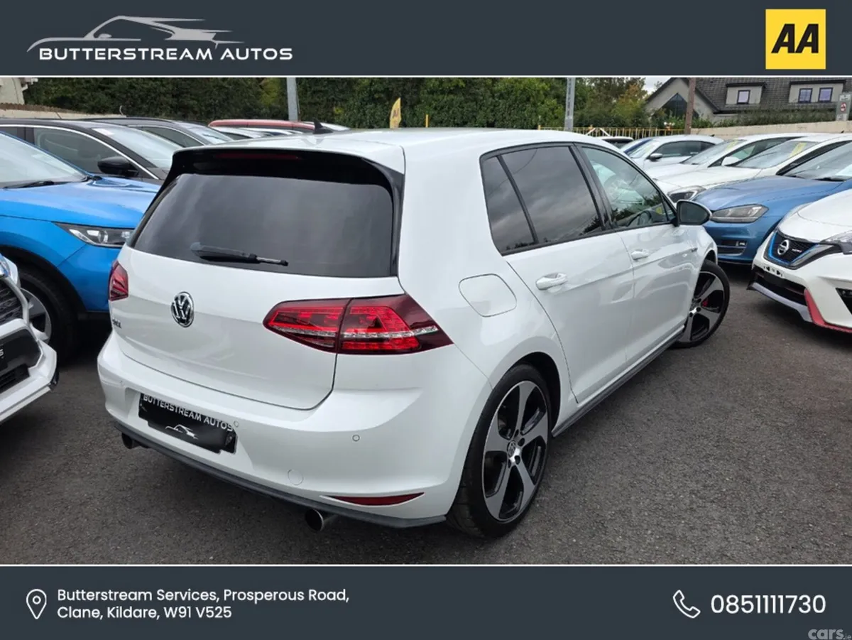 Volkswagen Golf Hatchback, Petrol, 2014, White